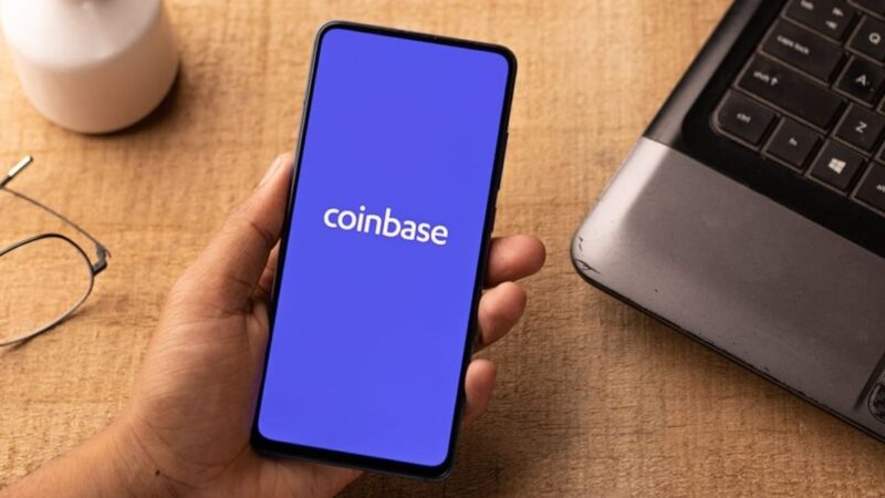 Coinbase menyalip TikTok untuk posisi #1 di Apple App Store