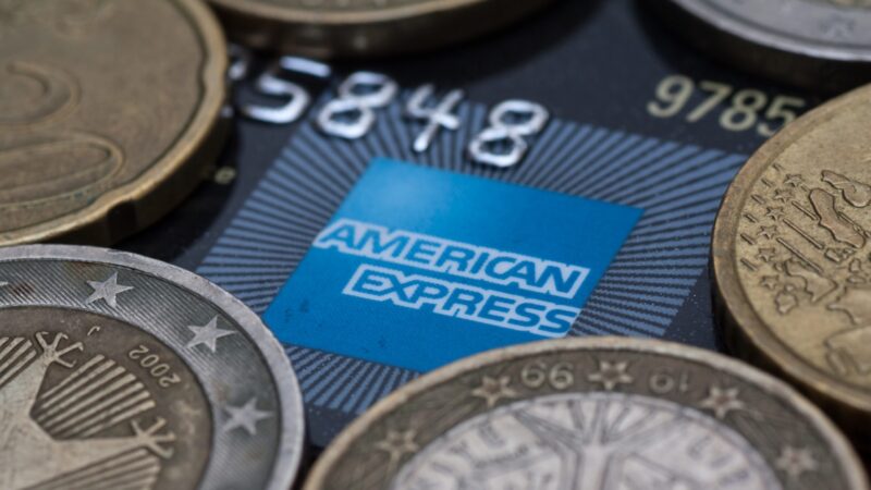 CEO Amex memberi petunjuk untuk mencari cara agar pemegang kartu kredit dapat menukarkan poin dengan crypto